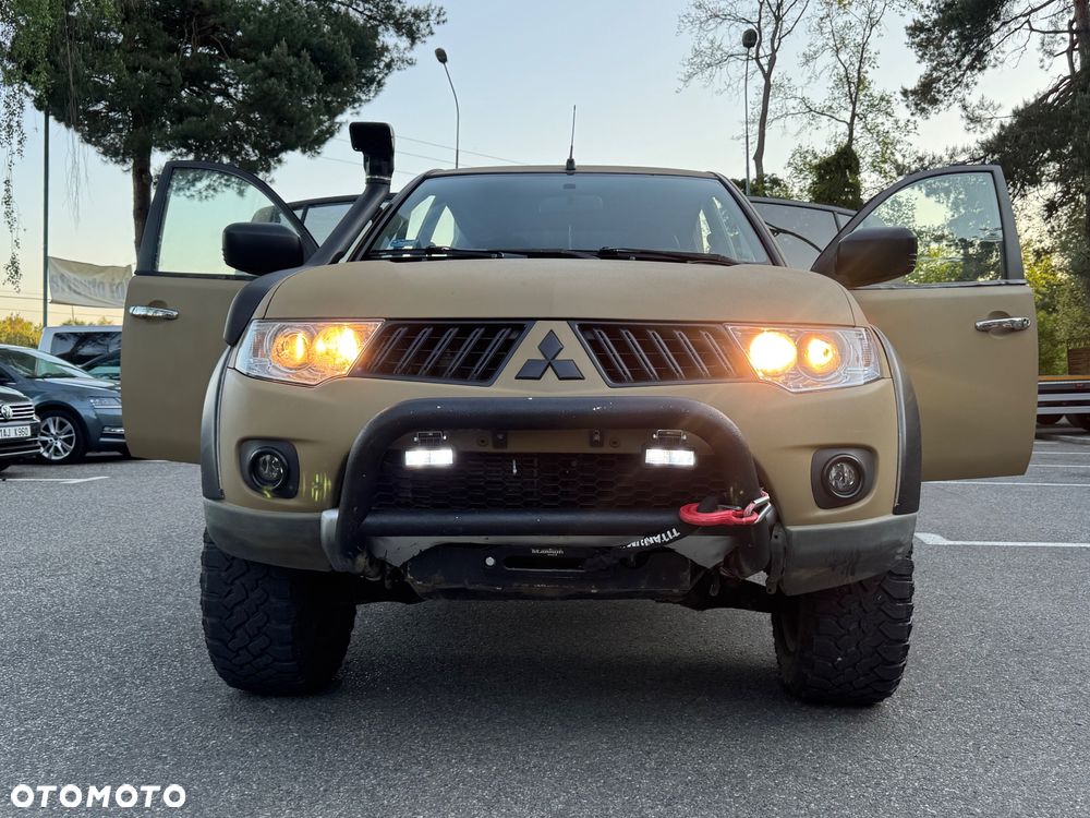 Mitsubishi L200 2.5 DID DAKAR EDITION MT - 13