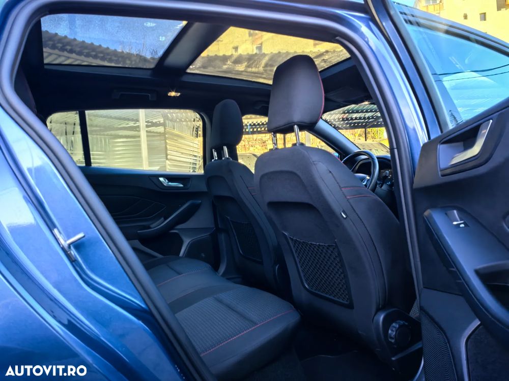 Ford Focus Turnier 1.5 EcoBlue Start-Stopp-System Aut. ST-LINE - 15