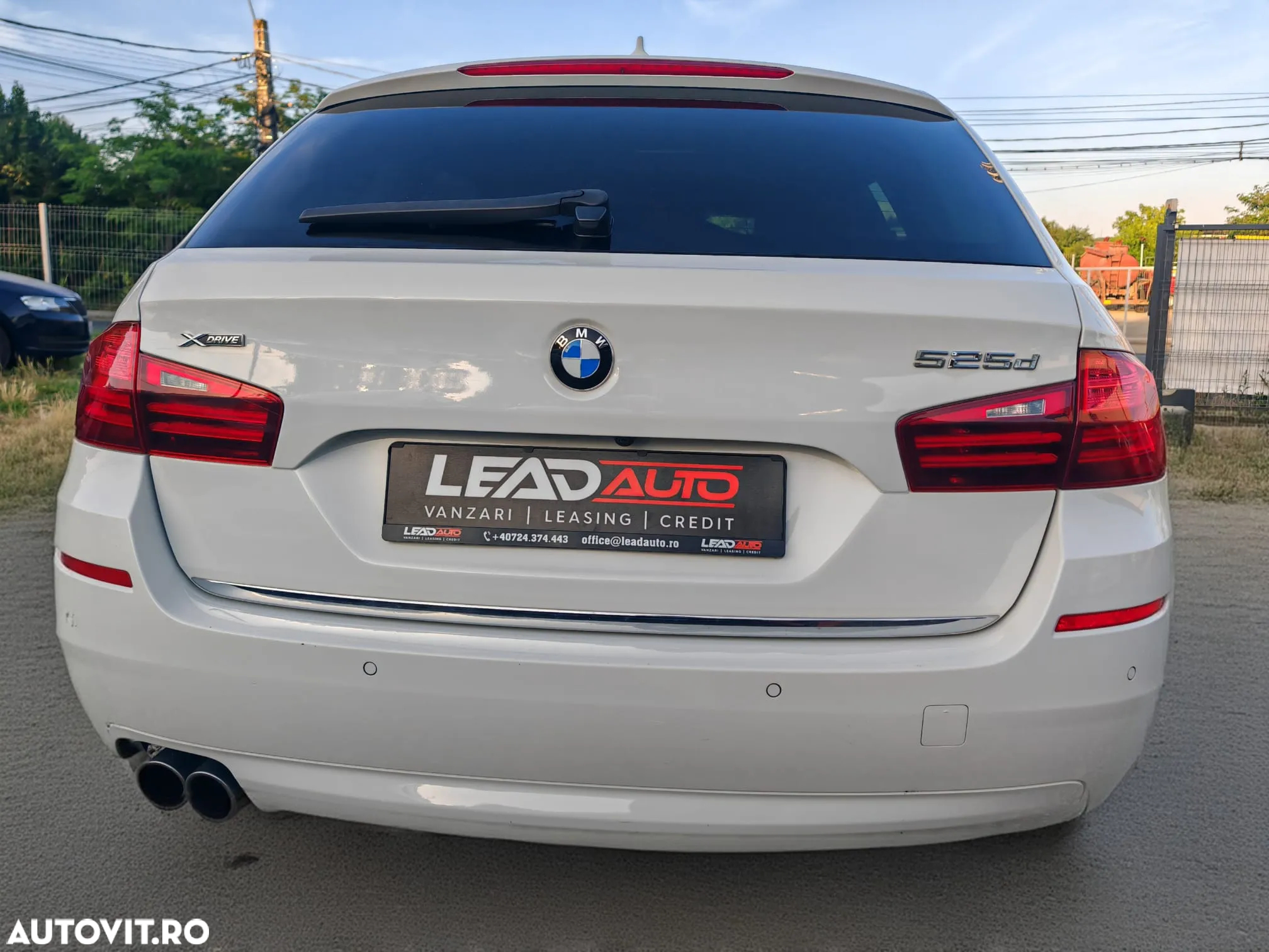 BMW Seria 5 525d xDrive Touring Aut. Luxury Line - 28