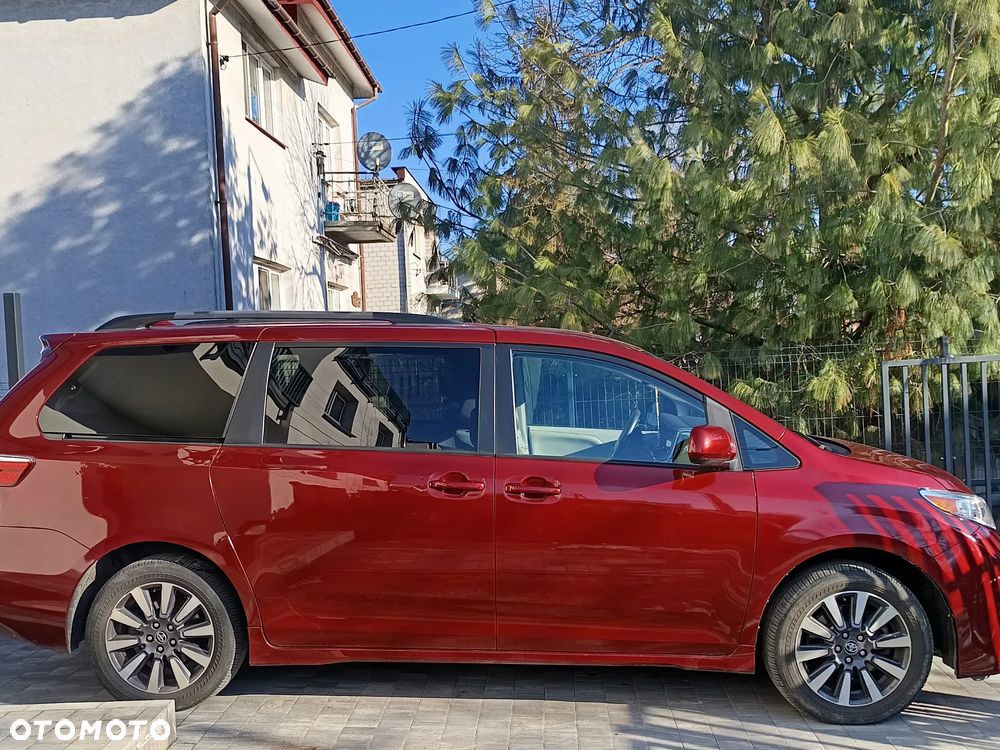 Toyota Sienna 3.5 V6 LE AWD - 4