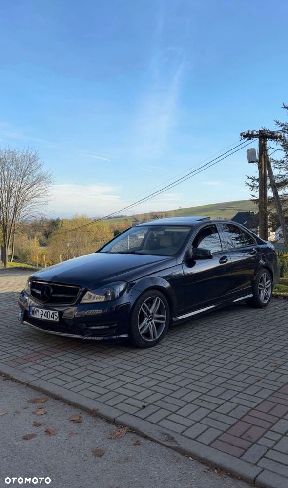 Mercedes-Benz Klasa C 350 7G-TRONIC Avantgarde Edition - 1