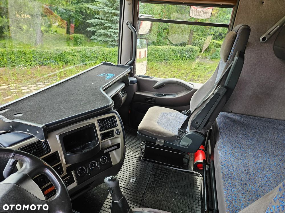 Renault Magnum Low Deck - 11