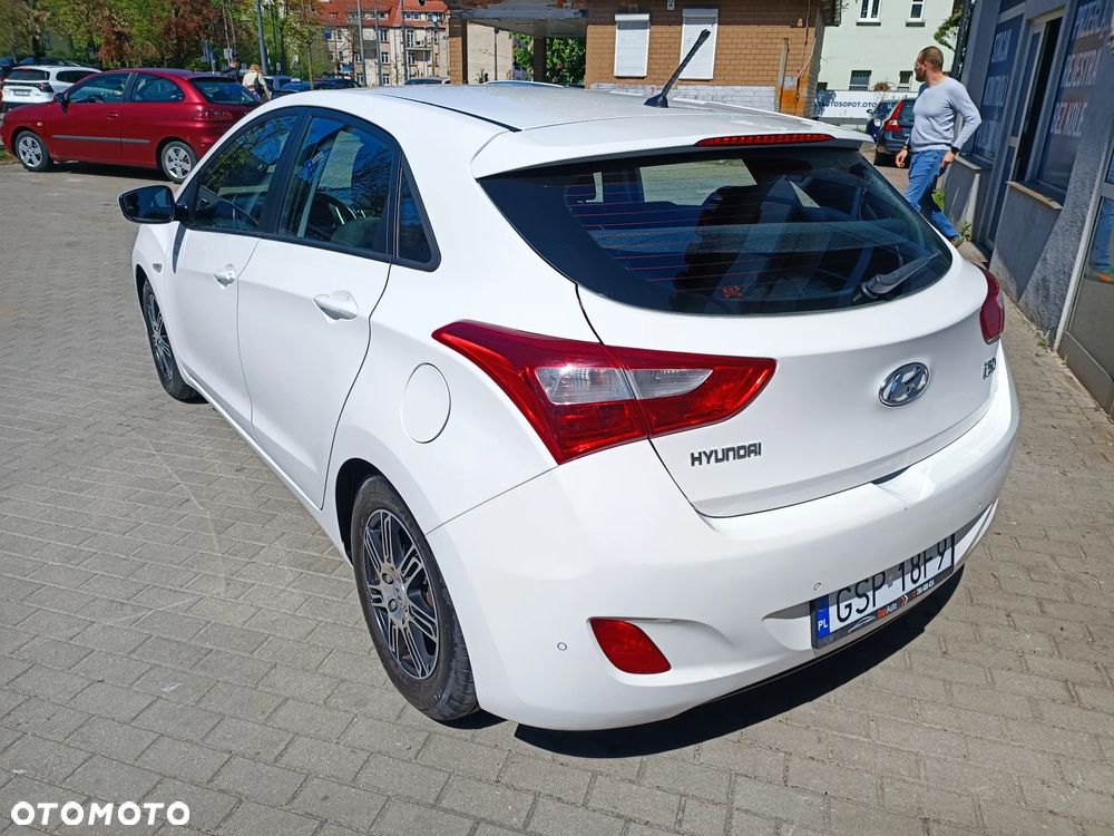 Hyundai i30 1.4 CRDi Comfort - 5