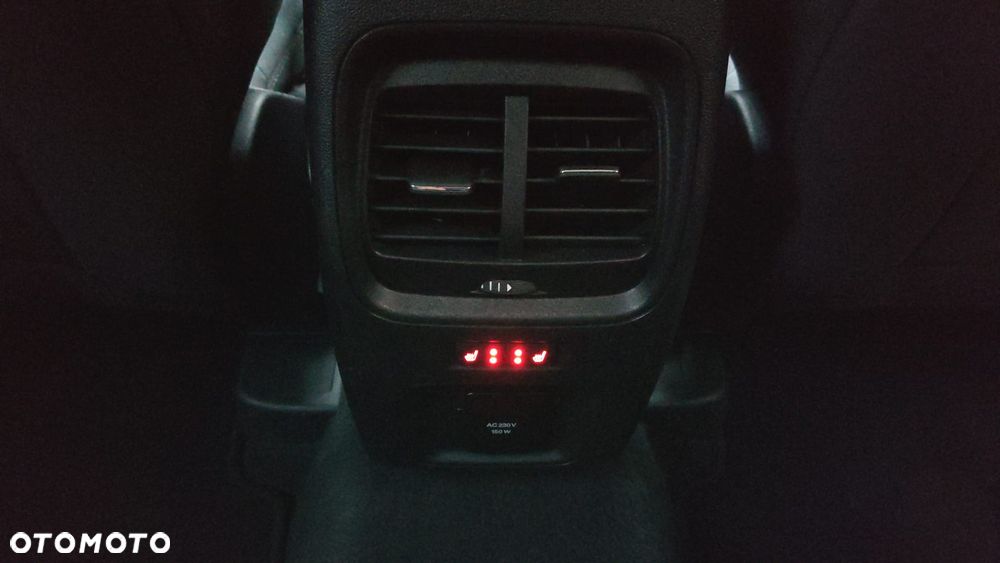 Ford Kuga 1.5 EcoBlue FWD Titanium X - 8
