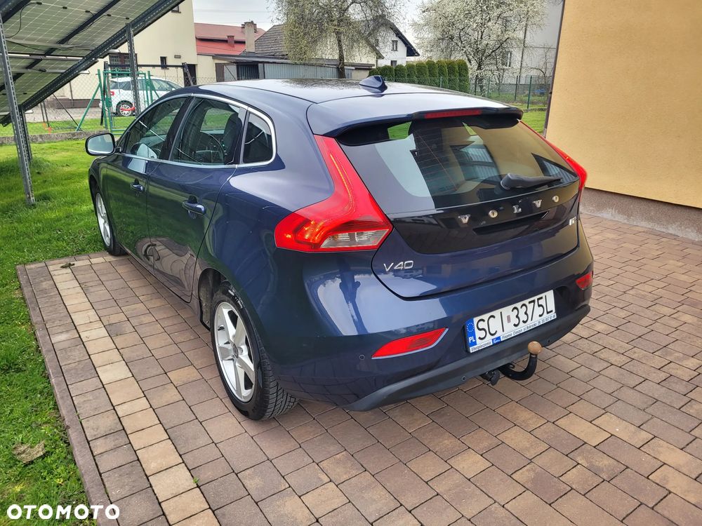Volvo V40 D2 You - 3