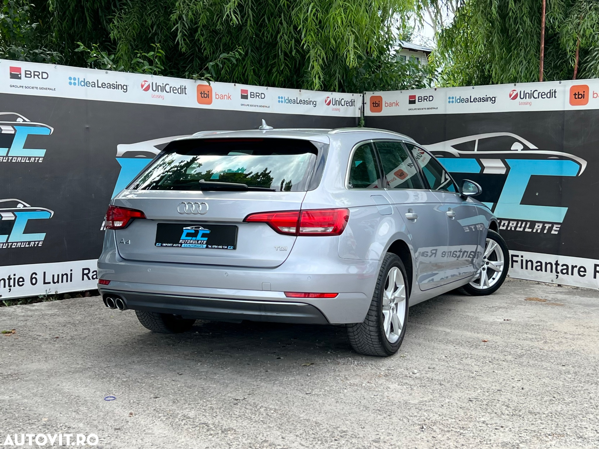 Audi A4 Avant 2.0 TDI S tronic Sport - 4