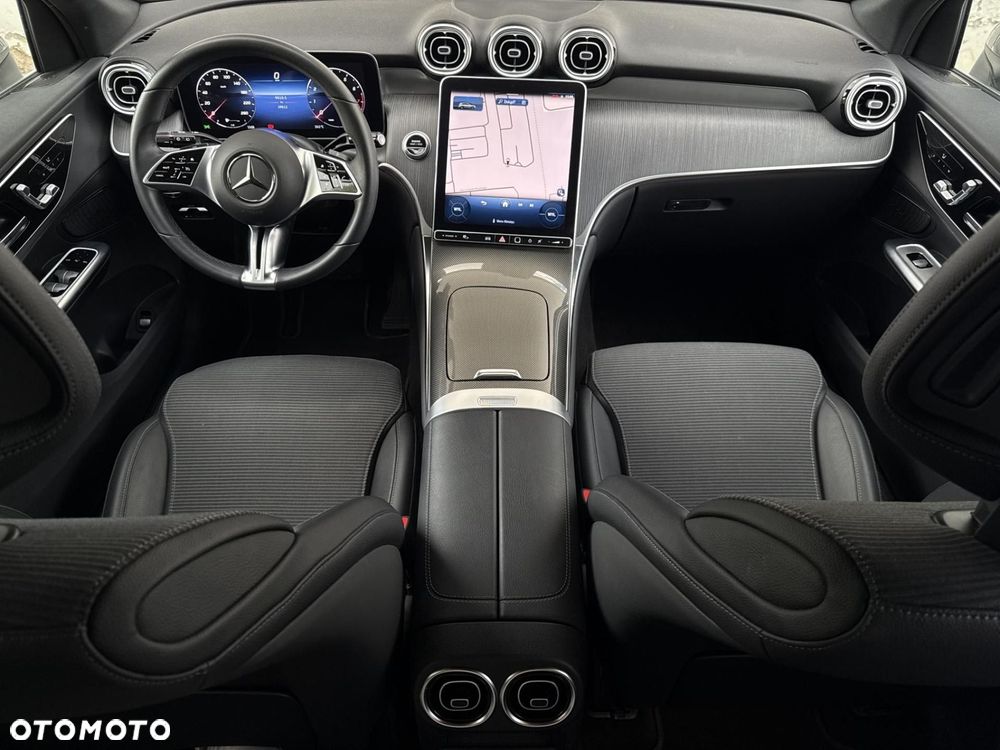 Mercedes-Benz GLC - 18