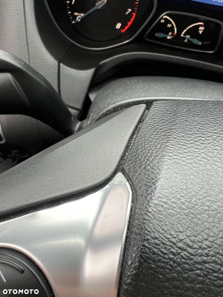 Ford Focus 1.0 EcoBoost Titanium - 31