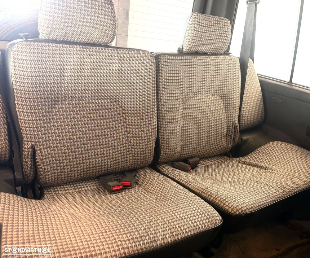 Mitsubishi Pajero 2.5 TDi GLX - 9