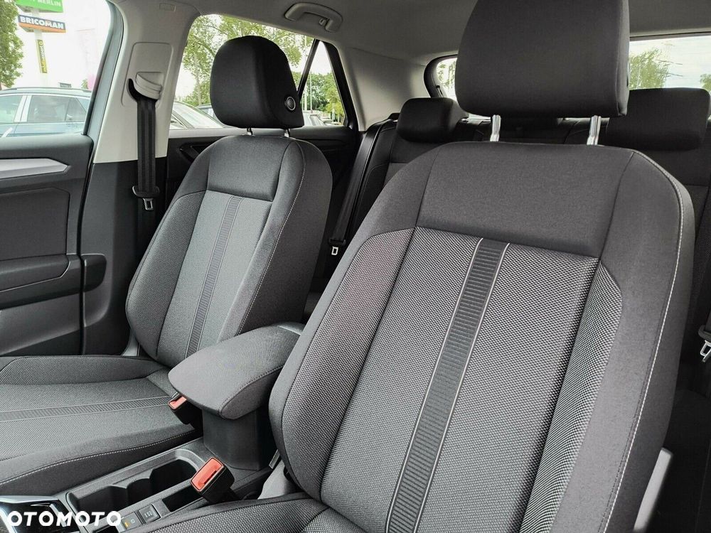 Volkswagen T-Roc - 21