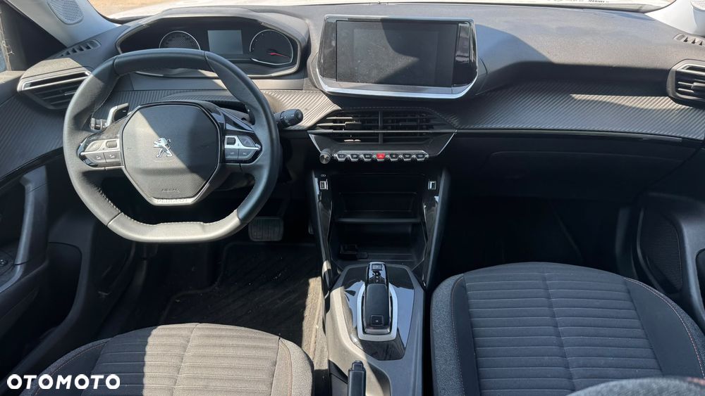 Peugeot 2008 1.5 BlueHDi Allure S&S EAT8 - 16