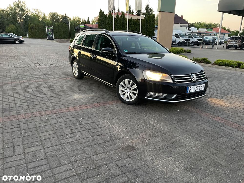 Volkswagen Passat 2.0 TDI DPF BlueMotion Technology Comfortline - 1