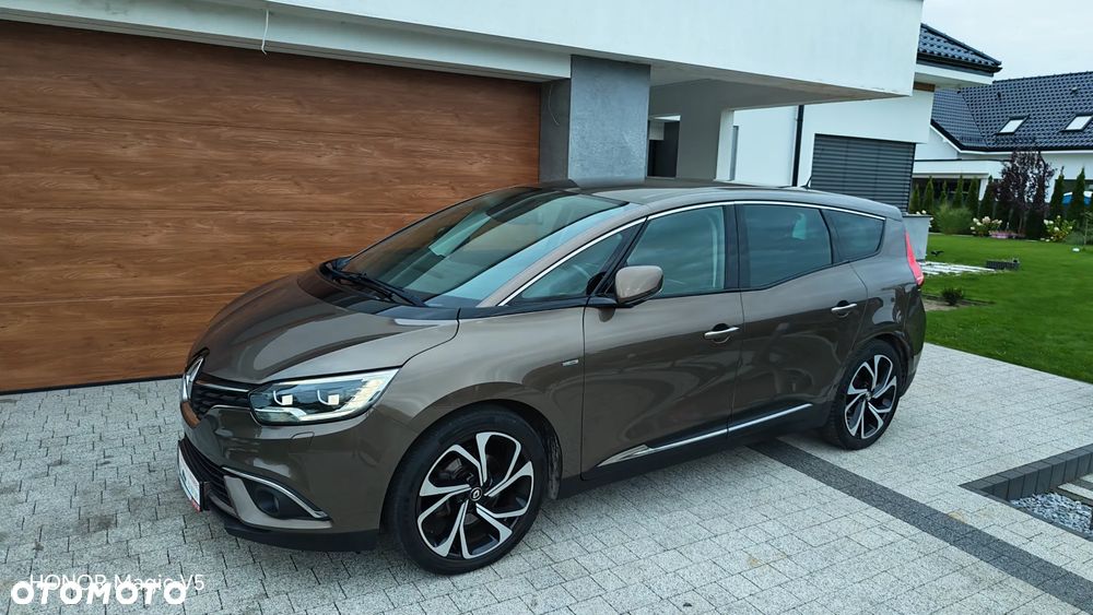 Renault Grand Scenic - 8