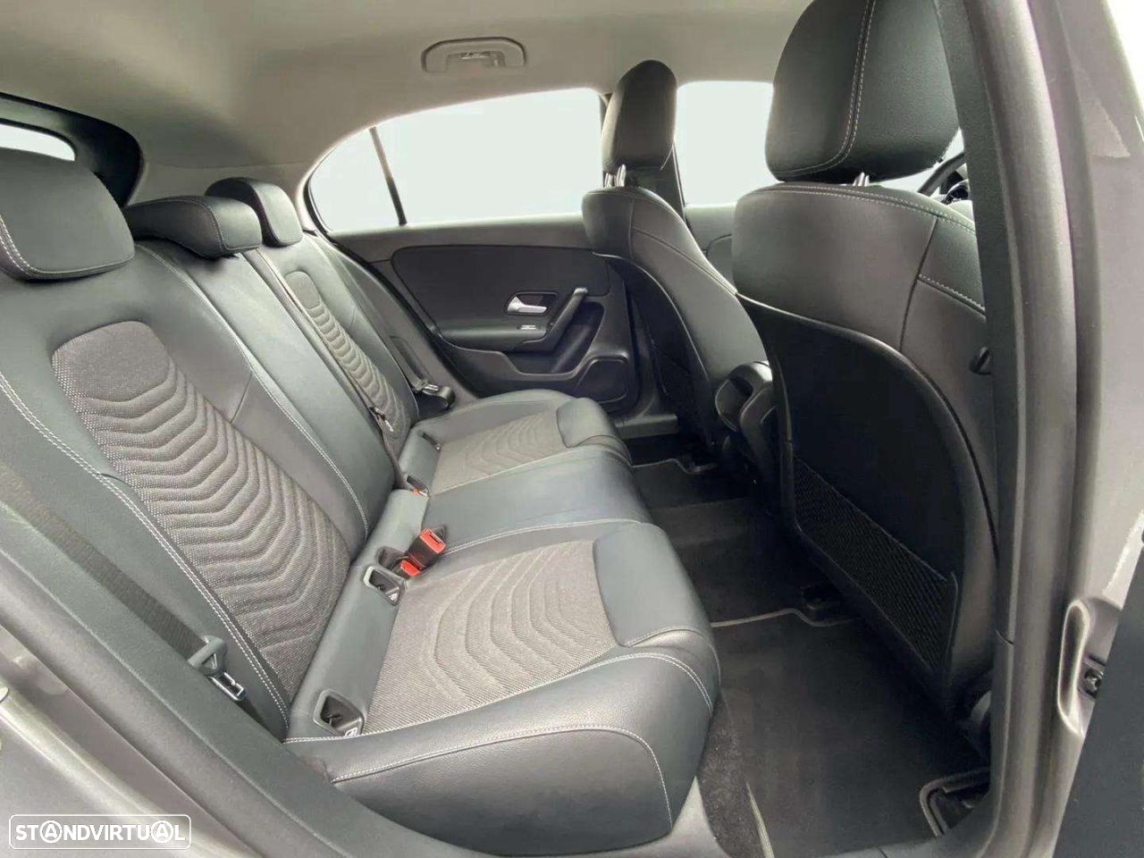 Mercedes-Benz A 200 Style Plus Aut. - 11