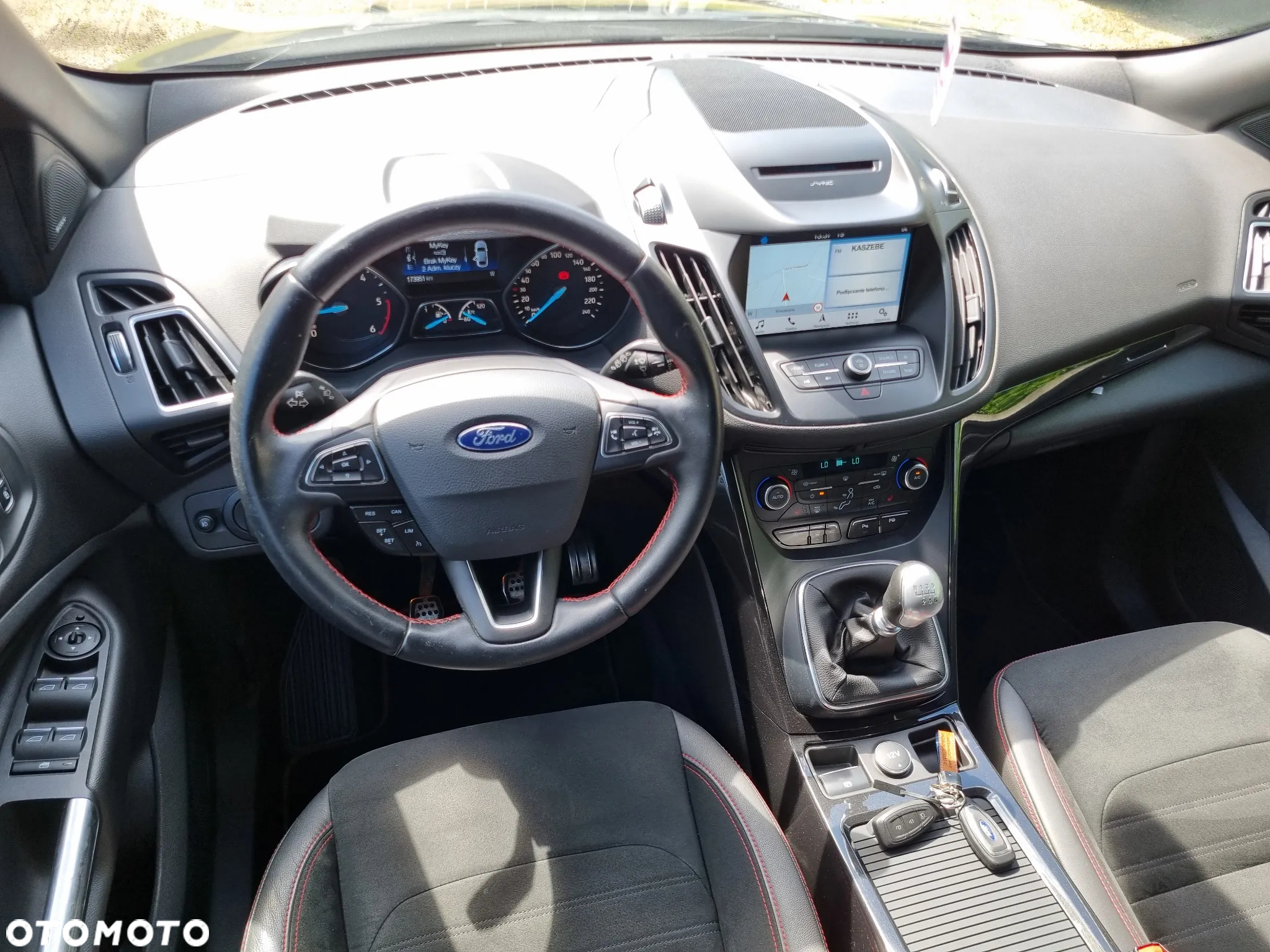 Ford Kuga 2.0 TDCi AWD ST-Line - 5