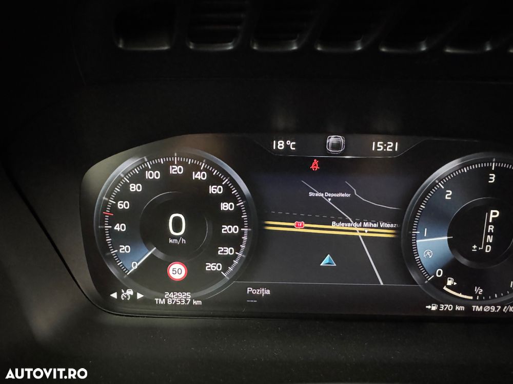 Volvo XC 90 D5 AWD Geartronic Inscription - 6