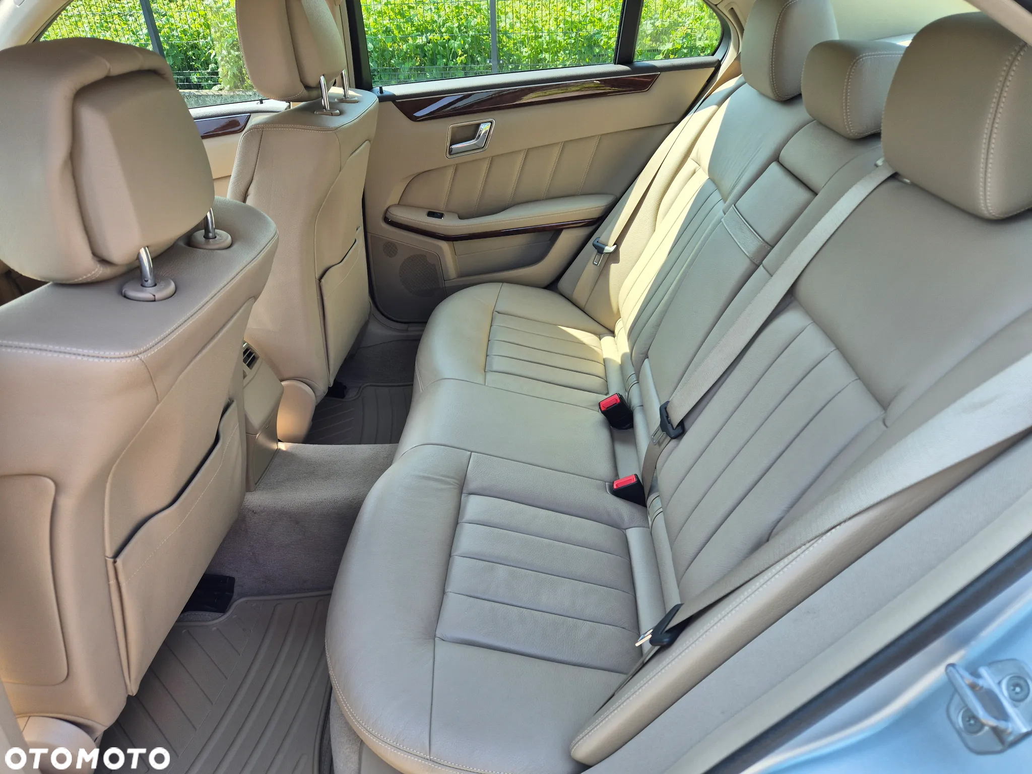 Mercedes-Benz Klasa E 250 CDI 4-Matic BlueEff Avantgarde - 8