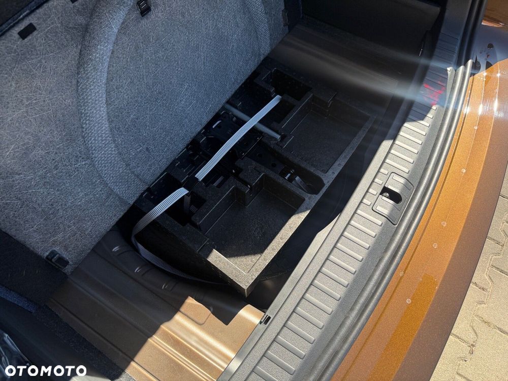 Skoda Octavia 2.0 TSI RS DSG - 23