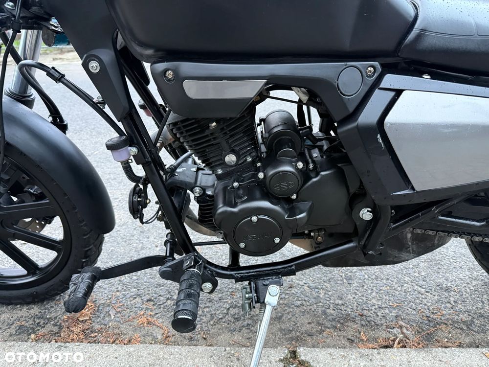 Keeway Superlight - 17