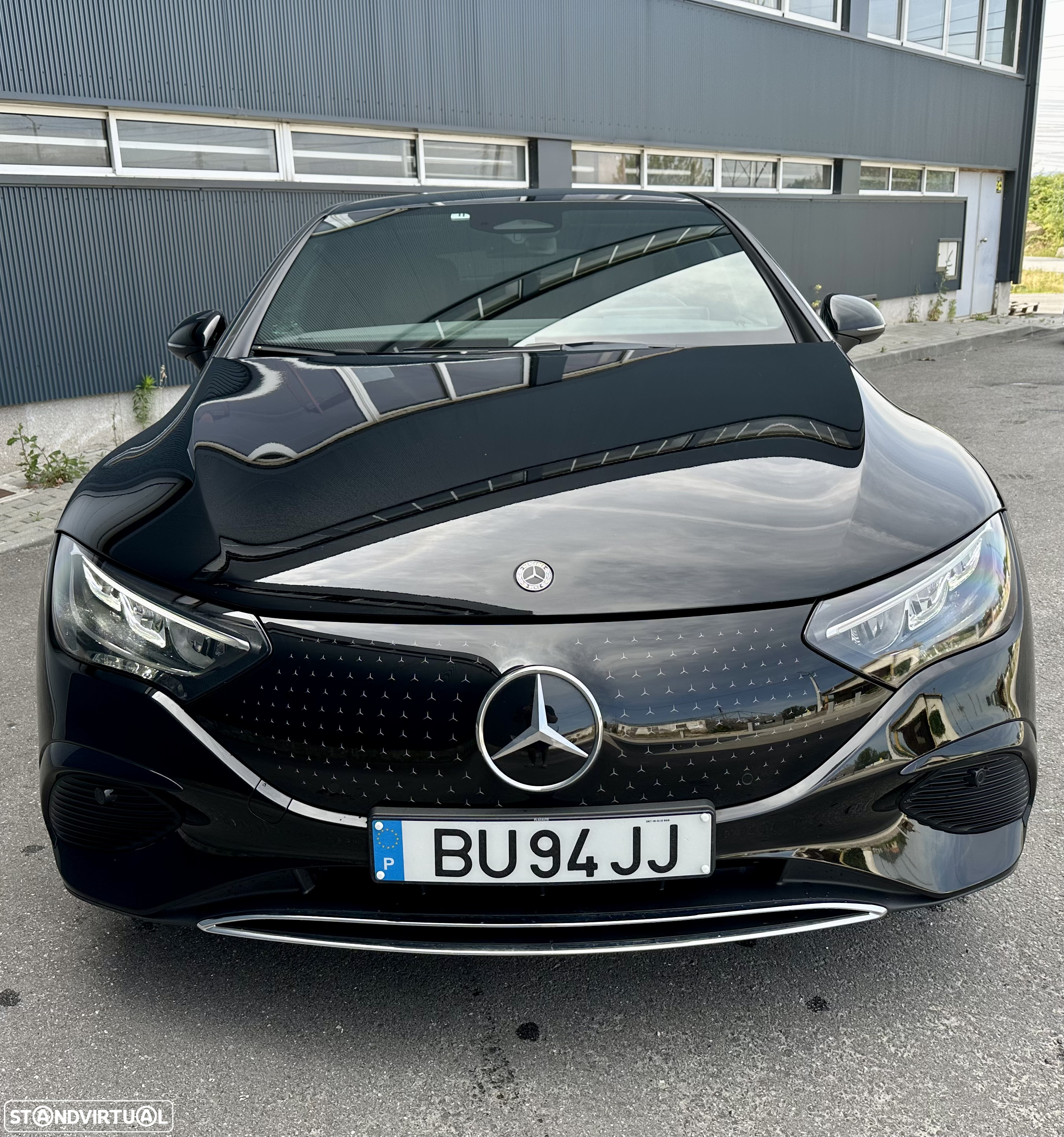 Mercedes-Benz EQE 300 Edition Electric Art - 2