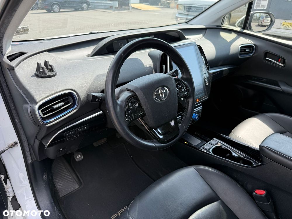 Toyota Prius 1.8 Hybrid Premium - 6