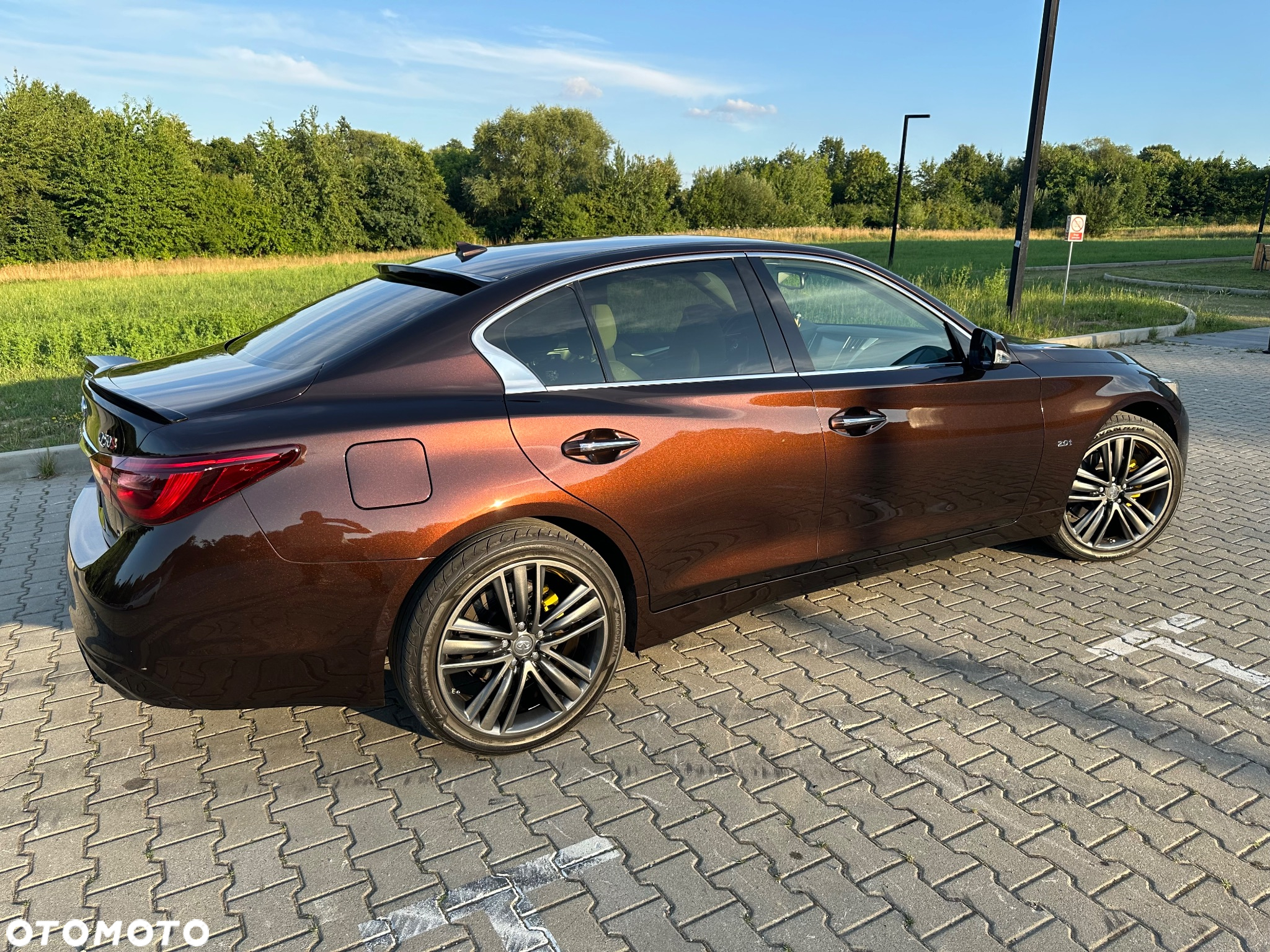 Infiniti Q50 2.0t Sport - 23