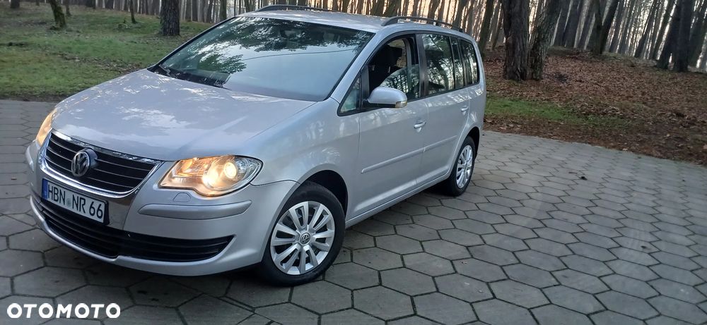 Volkswagen Touran 1.9 TDI DSG United - 5