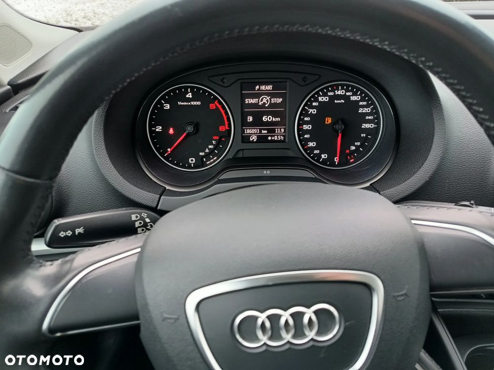 Audi A3 Limousine 1.6 TDI Attraction - 12