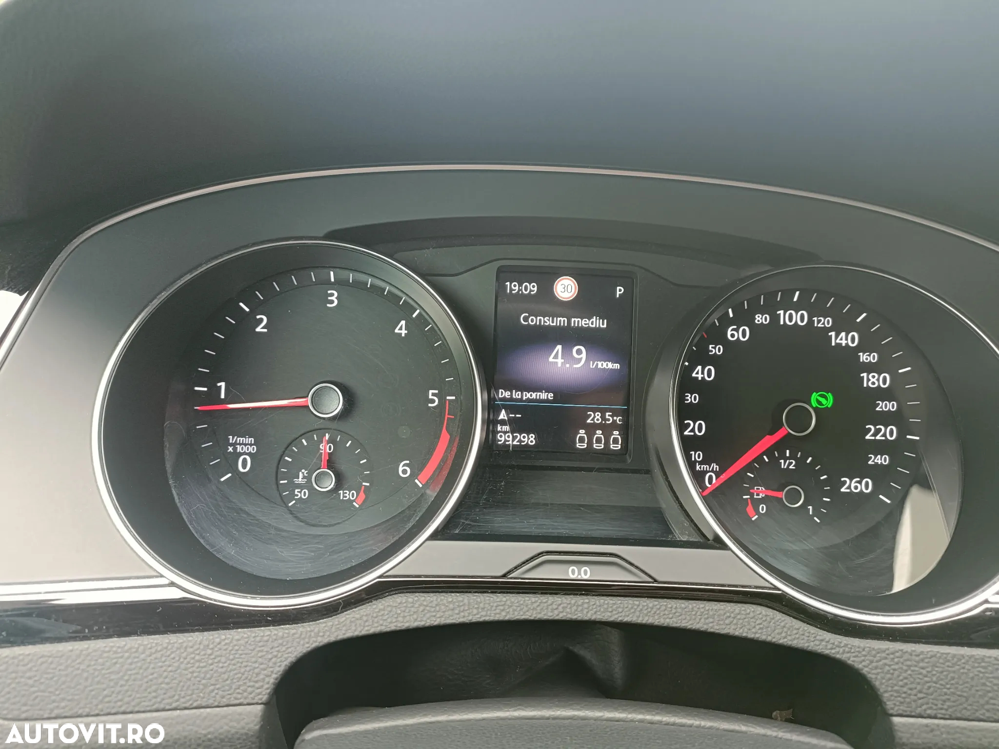Volkswagen Passat Variant 2.0 TDI SCR DSG Business - 21