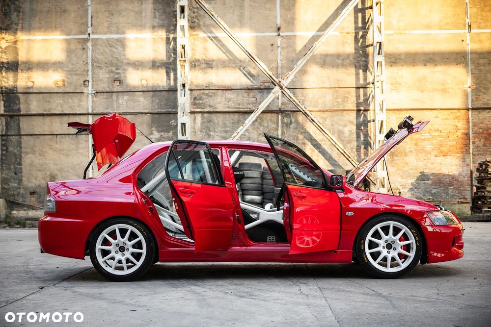 Mitsubishi Lancer Evolution - 4