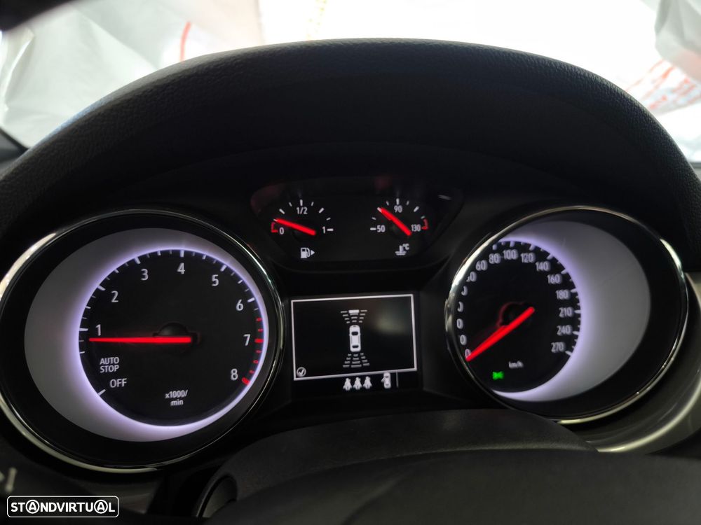 Opel Astra 1.2 T GS Line S/S - 19