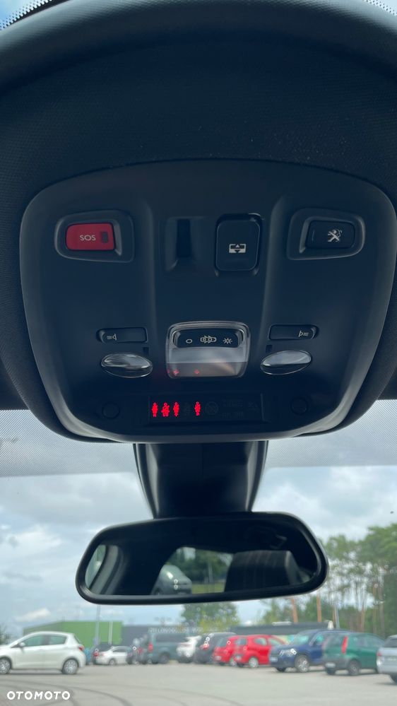 Peugeot 308 - 35