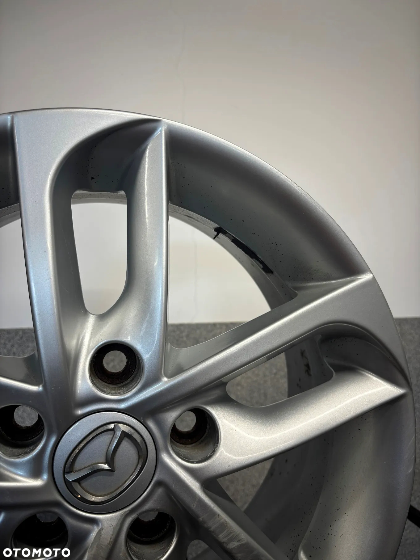 1 FELGA ALU. MAZDA 3,5,6  16'' NR.FABR.MAZDA: GDK4 V3810  6,5J ET55 - 4