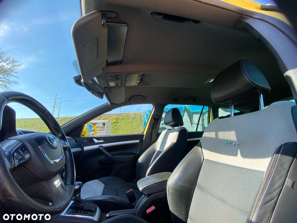 Skoda Octavia 2.0 TDI CR DPF DSG RS - 13