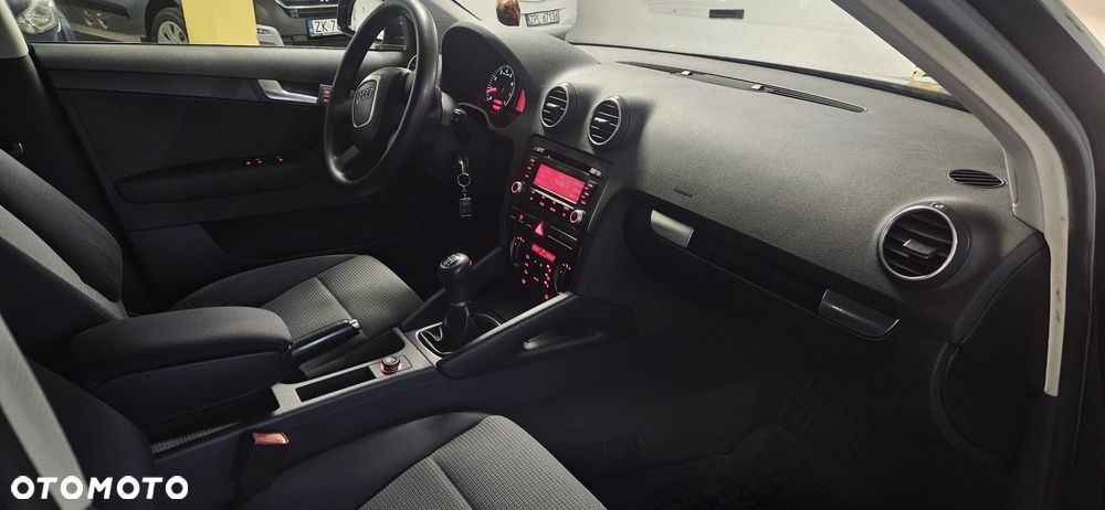 Audi A3 Sportback - 10