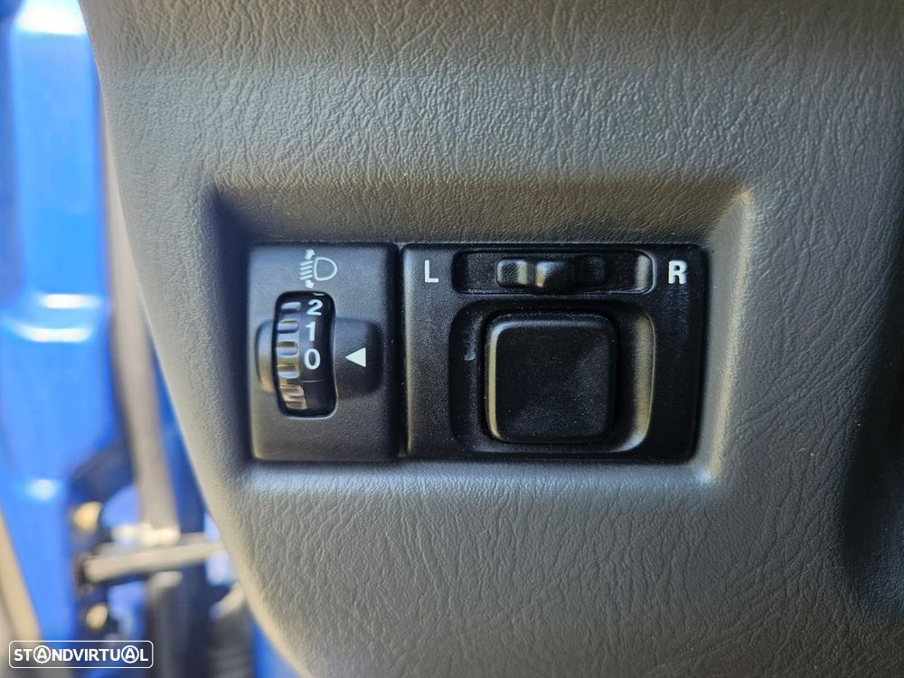 Suzuki Jimny 1.3 16V - 32