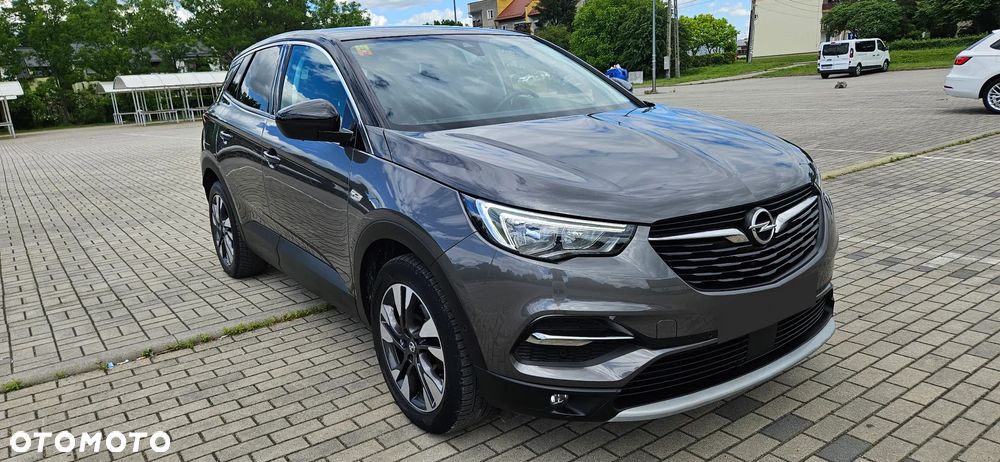 Opel Grandland X 1.2 Start/Stop Business INNOVATION - 2