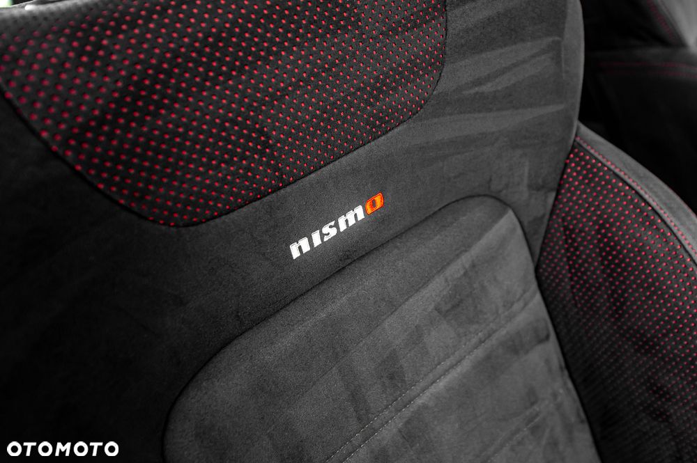 Nissan Juke 1.6 DIG-T ALL-MODE 4x4i Xtronic Nismo RS - 33