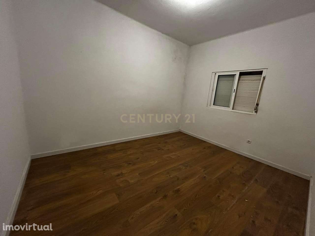 Moradia Bifamiliar T2+T2 zona Histórica de Samora Correia - Grande imagem: 4/5