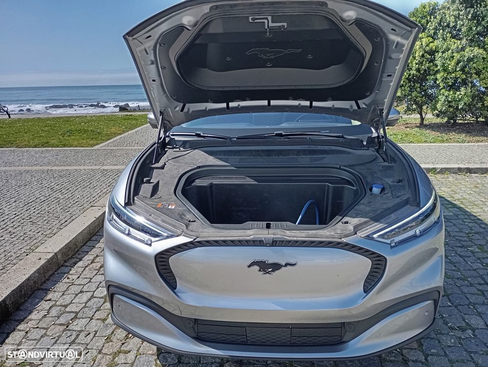 Ford Mustang Mach-E 75.7 kWh Premium AWD - 23