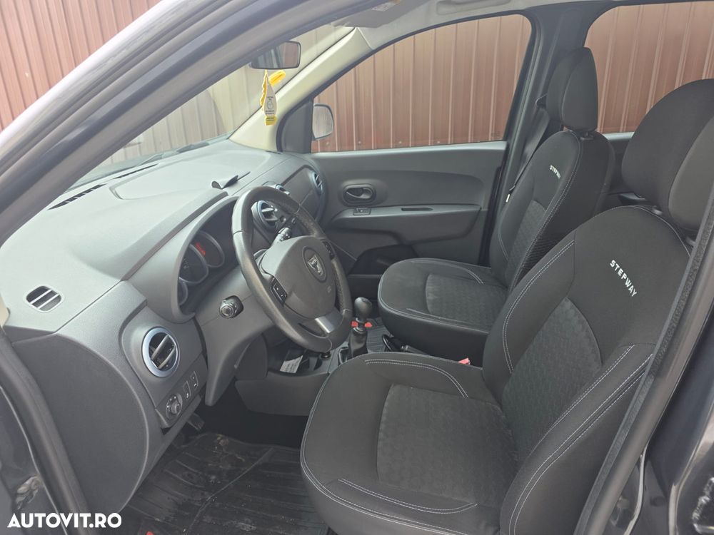 Dacia Lodgy dCi 110 Stepway - 9