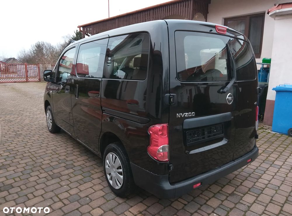 Nissan NV200 - 2