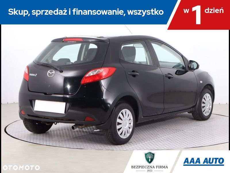 Mazda 2 - 6