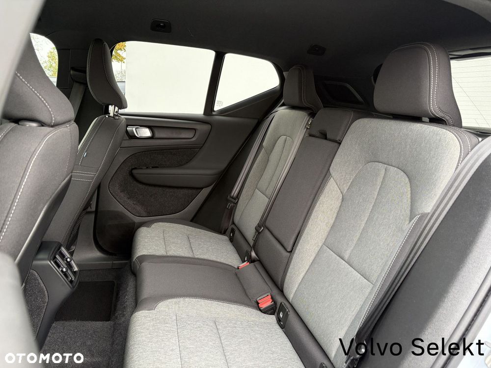 Volvo XC 40 - 21