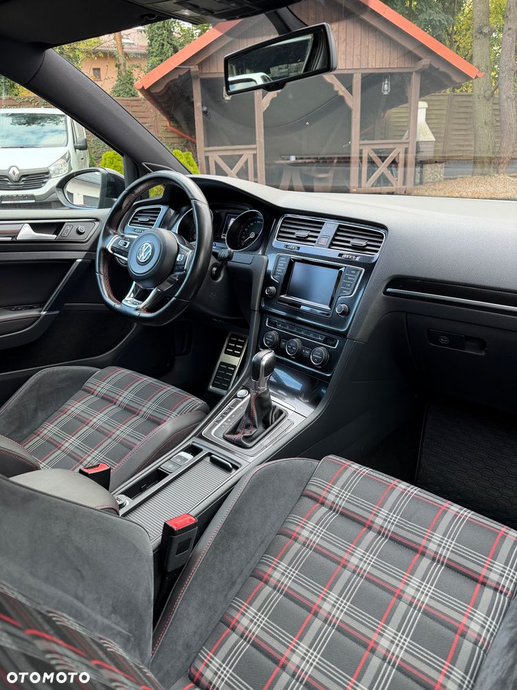 Volkswagen Golf 2.0 TSI BMT GTI Performance DSG - 29