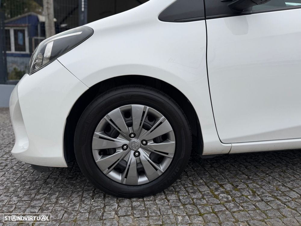 Toyota Yaris 1.4 D-4D ACtive+AC - 13