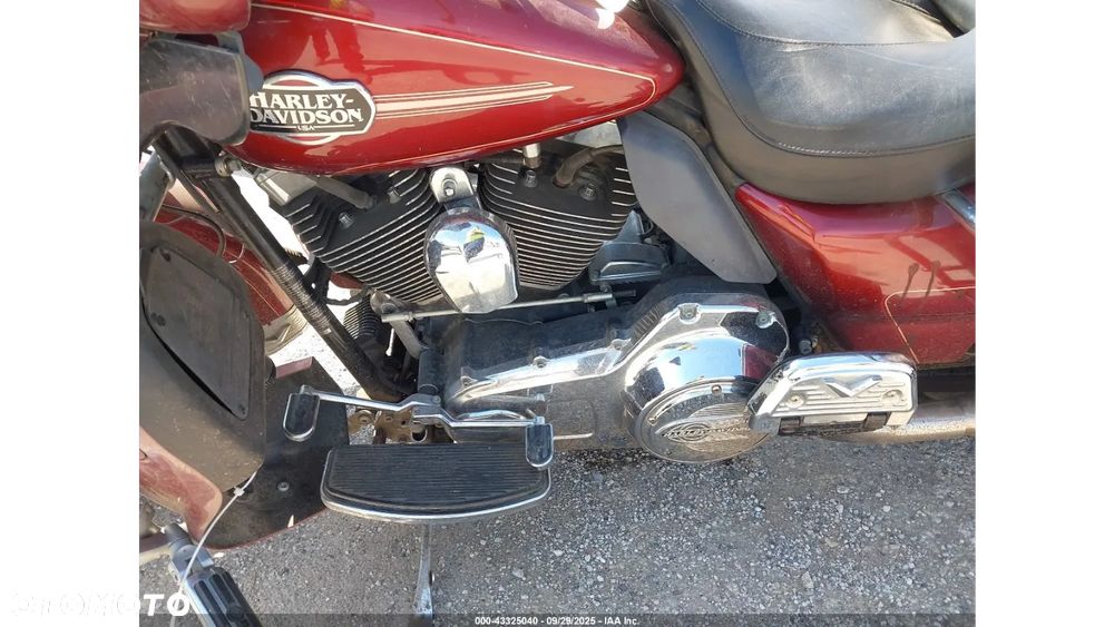 Harley-Davidson FLHTCU Ultra - 11