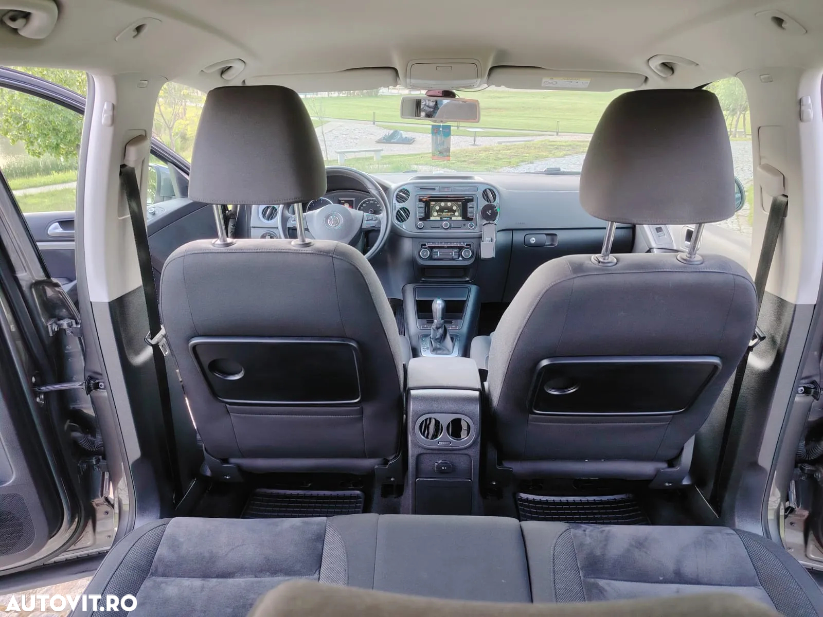 Volkswagen Tiguan - 8