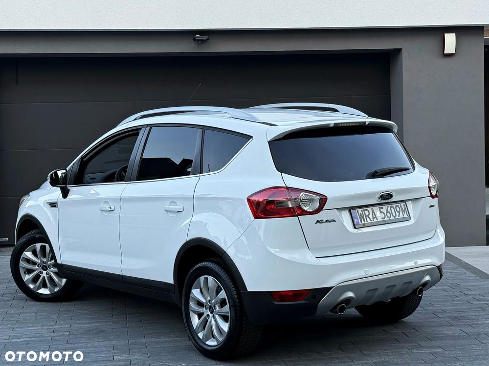 Ford Kuga 2.0 TDCi 2x4 Titanium - 21