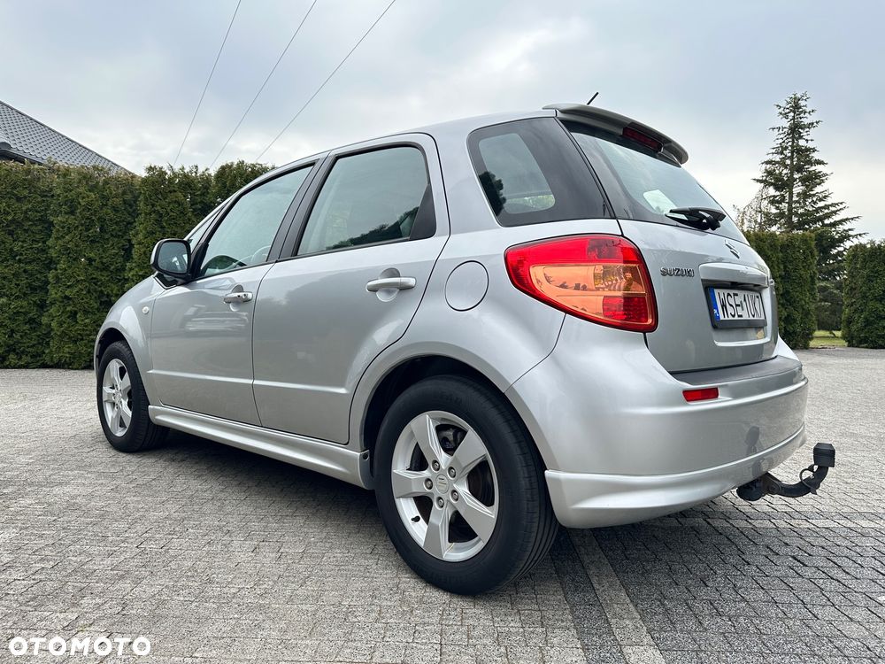 Suzuki SX4 1.6 VVT 4x2 Comfort - 12